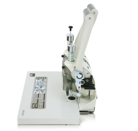 熱熔鉆孔機(jī)使用的過程當(dāng)中應(yīng)該注意哪些問題